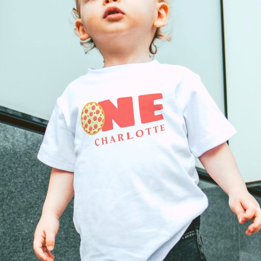 かわいいモダン第1誕生日ピザパーティー名前をカスタムする ベビーTシャツ