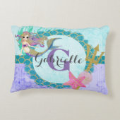 かわいいモノグラムマーメイドティール（緑がかった色）&パープルウォーター色 アクセントクッション (裏面)