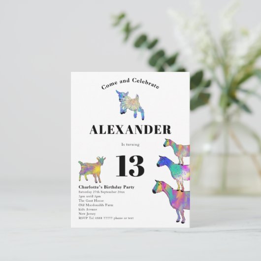 かわいいヤギの動物をテーマにした誕生日パーティー インビテーションポストカード (スタンド正面)