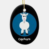 かわいいヤギの山羊座の(占星術の)十二宮図の印のカスタムな青 セラミックオーナメント (裏面)