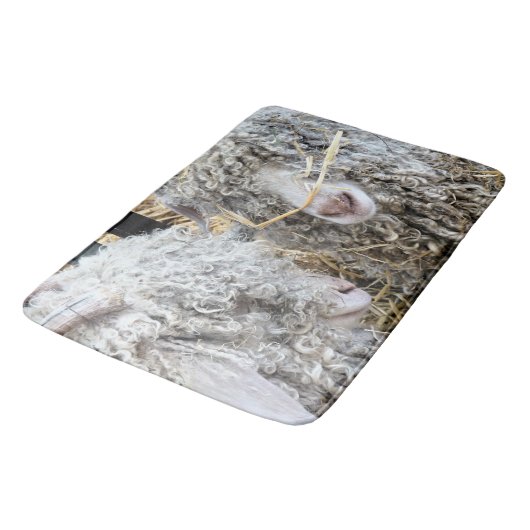 かわいいヤギ バスマット (アングル)