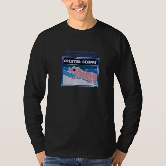 かわいいヤモリの野生動物について考えている Tシャツ (正面)