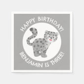 かわいいユキヒョウパーソナライズされたマンガの誕生日 スタンダードカクテルナプキン (正面)