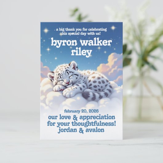かわいいユキヒョウ雲の上で眠る赤ちゃんシャワー サンキューカード (スタンド正面)