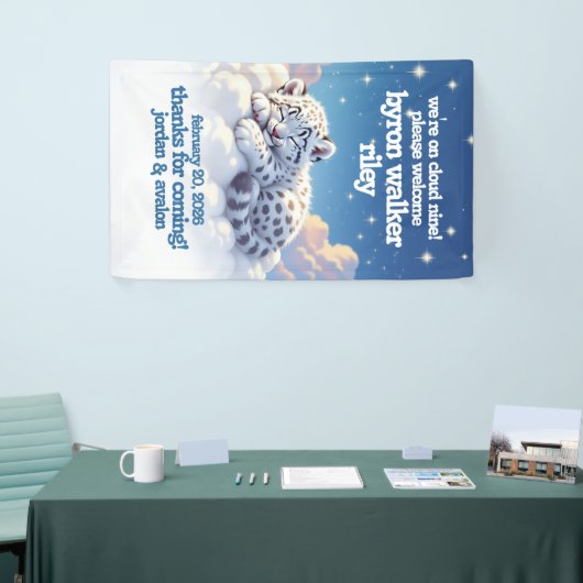 かわいいユキヒョウ雲の上で眠る赤ちゃんシャワー 横断幕 (トレードショー)