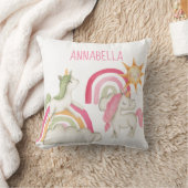 かわいいユニコーンと虹と名前をカスタムする クッション (ブランケット)
