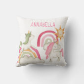 かわいいユニコーンと虹と名前をカスタムする クッション (裏面)
