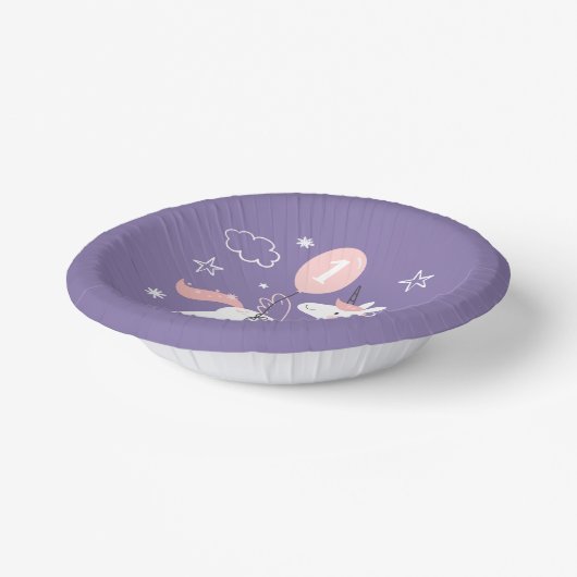かわいいユニコーンの女の子の紫とピンクの誕生日 ペーパーボウル (傾斜あり)