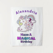 かわいいユニコーンの魔法の誕生日 タペストリー (正面)