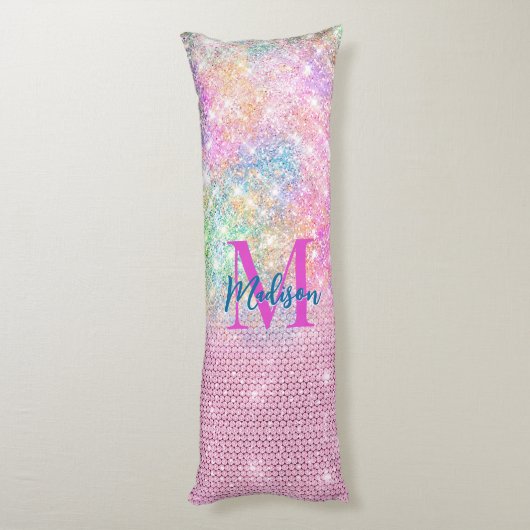 かわいいユニコーンピンクフェイクグリッターライン石モノグラム ボディピロー (裏面 (縦))