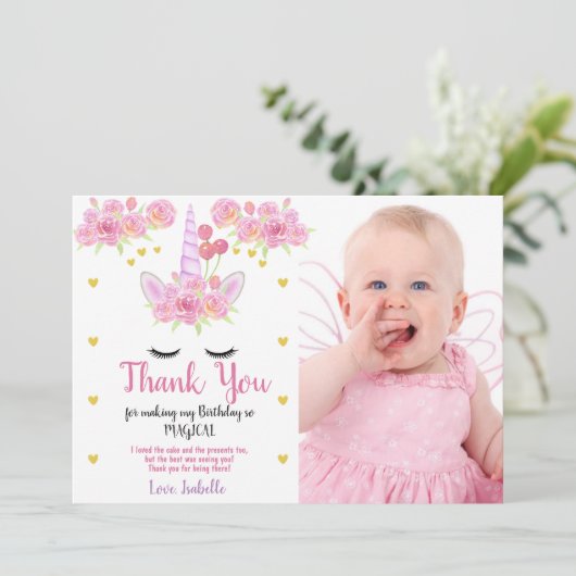 かわいいユニコーンピンク花模様写真誕生日 サンキューカード (スタンド正面)