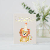 かわいいライオンがパーティー帽をかぶった誕生日バナー 吼えろ ポストカード (スタンド正面)