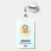 かわいいライオン魚釣りオンザムーンウォーターカラー バッジ (裏面（伸縮クリップ）)