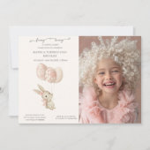 かわいいライトピンクベビーバニーイースター 招待状 (正面)