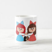 かわいいラグドール友達と弓とドレスを持つ女の子 コーヒーマグカップ (中央)