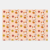 かわいいラッキー招き猫のサイコロ柄 ラッピングペーパーシート (正面)