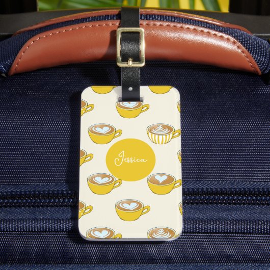 かわいいラテアートinイエローコーヒーマグ ラゲッジタグ (正面インサイチュ2)