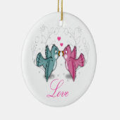 かわいいラブバードピンクブルーが花を巻く セラミックオーナメント (右)