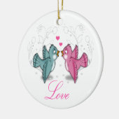 かわいいラブバードピンクブルーが花を巻く セラミックオーナメント (左)