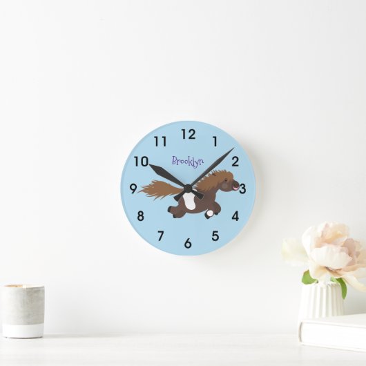 かわいいランニングイラストレーションのシェトランドポニー ラウンド壁時計 (ホーム)