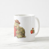 かわいいリクガメがイチゴを食べる コーヒーマグカップ (正面右)
