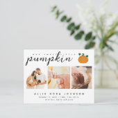 かわいいリトルパンプキンのフォト秋の赤ちゃん発表 ポストカード (スタンド正面)