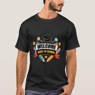 かわいいリンゴと鉛筆の2025年バックトゥスクールTシャツ Tシャツ