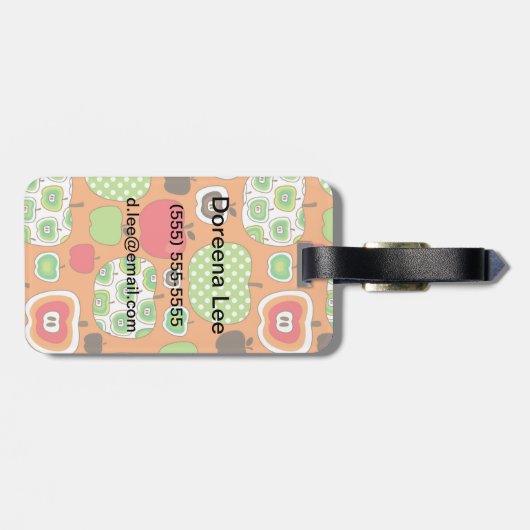かわいいリンゴのイラストレーション模様 ラゲッジタグ (裏面横)