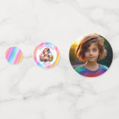 かわいいレインボーアニメガールお誕生日ケーキ パーソナライズされた コンフェッティ (裏面)