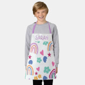 かわいいレインボーカラフルキッズ名 エプロン (着用した状態)