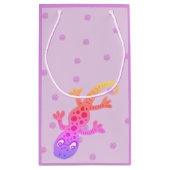 かわいいレインボージェッコトカゲonピンク スモールペーパーバッグ (裏面)