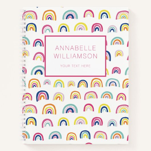 かわいいレインボーパターン名前をカスタムする ノートブック (正面)