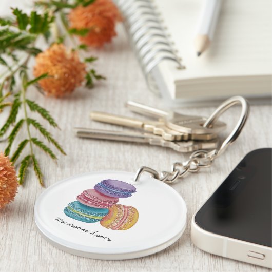 かわいいレインボーマカロンの水彩画 キーホルダー (正面右)