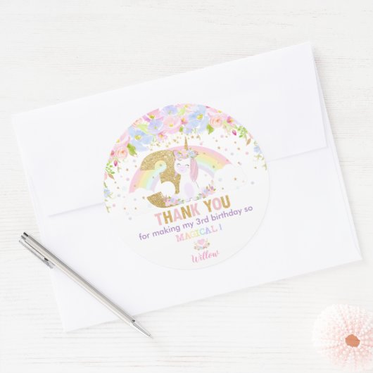 かわいいレインボーユニコーン3歳の誕生日ありがとう ラウンドシール (封筒)