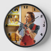 かわいいレトロなヴィンテージのキッチンレディ 壁時計 (正面)