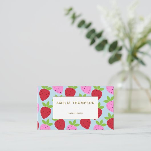 かわいいレトロのいちごの果パーソナライズされた物 名刺 (スタンド正面)