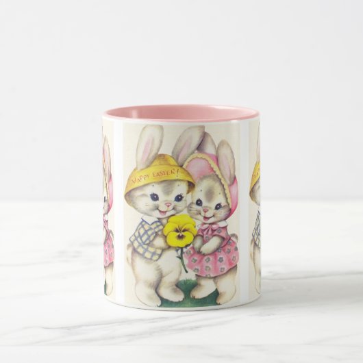 かわいいレトロのヴィンテージのイースターのウサギの休日のマグ マグカップ (中央)
