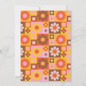 かわいいレトログルーヴィフローラピンクオレンジバルミツワー 招待状 (裏面)