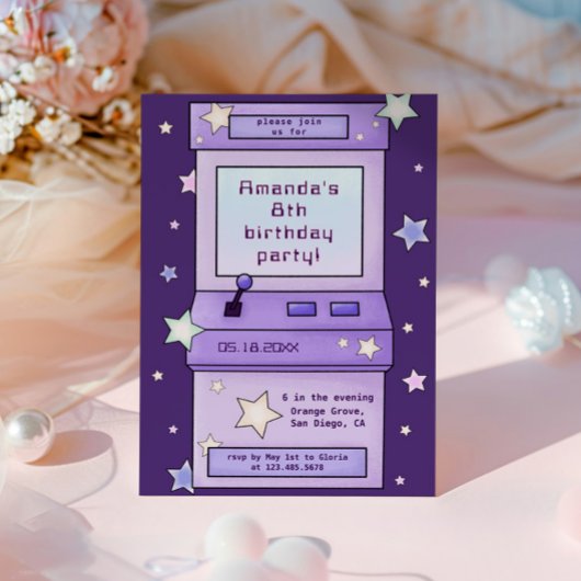 かわいいレトロパープルのアーケードゲームの子供の誕生日 招待状