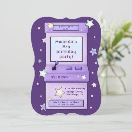 かわいいレトロパープルアーケードゲーム子供の誕生日 招待状