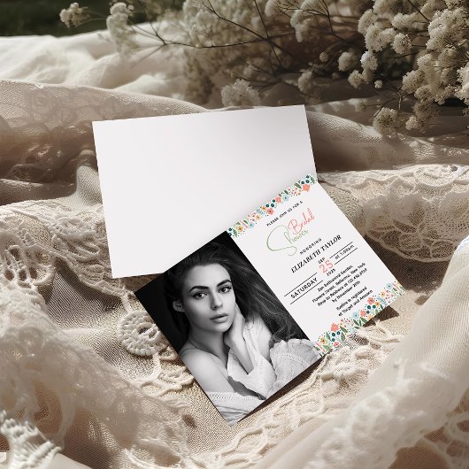 かわいいレトロフラワーブライダルシャワー写真 招待状