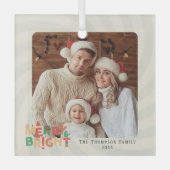 かわいいレトロ友人家族のホリデーパーティー ガラスオーナメント (正面)