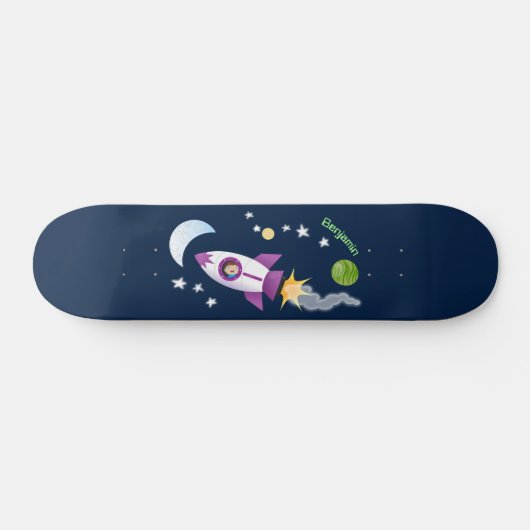 かわいいロケット船の宇宙漫画イラストレーション スケートボード (横)
