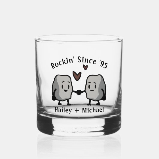 かわいいロックプン新婚カップル結婚の記念日 ウイスキーグラス (正面)