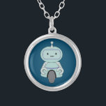 かわいいロボットイラストレーション シルバープレートネックレス<br><div class="desc">かわいいフレンドリーロボット。この可愛らしい小さなロボットの男の子は、頭の上にアンテナを持ち、下に動くための便利なホイールを持っのまわりにている。彼の腕は物を掴むために小さなクランプを持っており、典型的なロボット式無表情な顔を持っている。</div>