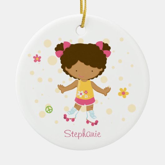 かわいいローラーのスケート選手の女の子の名前入りなオーナメント セラミックオーナメント (正面)