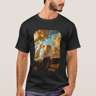かわいいワシ セルフィー 紅葉 森 秋 アニマル Tシャツ