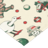 かわいいヴィンテージおもちゃクリスマスツリーホース テーブルクロス (アングル)