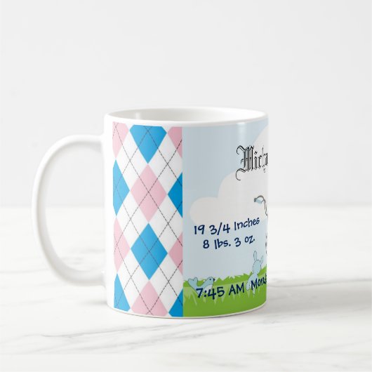 かわいいヴィンテージの青い男の赤ちゃんキャリッジ コーヒーマグカップ (左)