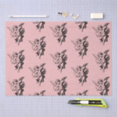 かわいいヴィンテージキューピッドエンジェルオンピンク 薄葉紙 (クラフト)